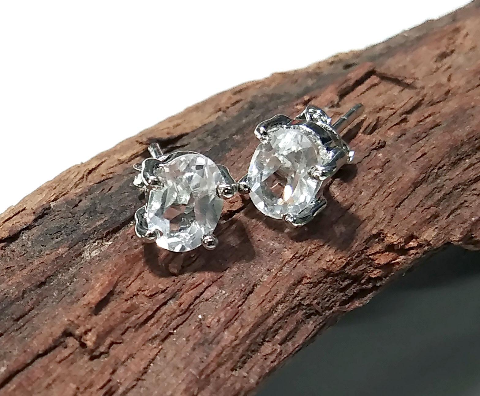 Beautiful White Topaz Faceted Stud Earrings, 925 Starling Silver Earring, Natural Topaz Gemstone Oval Shape Stone Size 7x5mm Gift For Her